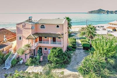 Romeo Seaside Luxury Suite