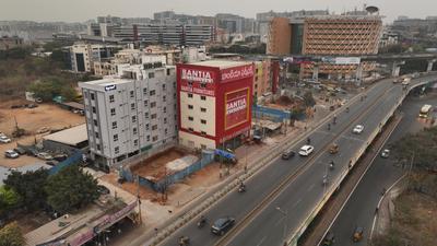 Hotel Kyzen HiTech City- Your Zenly Stay