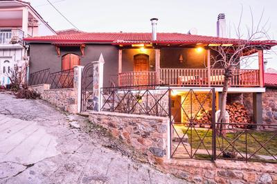 Capris Rustic Ηouse with Mountain View