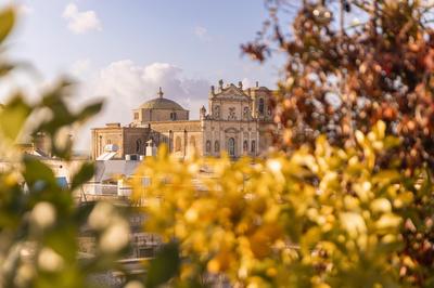 Palazzo Savino Southern Italian Lifestyle - Epoca Collection