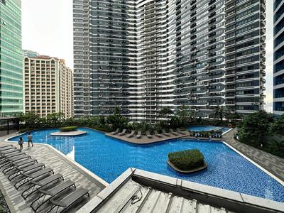 hotel in makati Air Residences