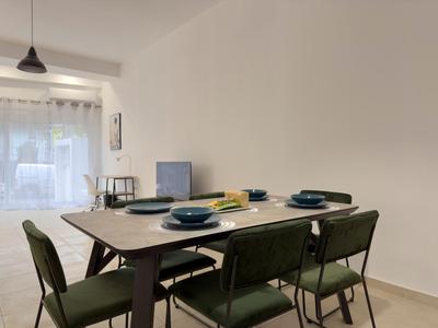 Glenvar Heights I1 90 sqm apt in Paleo Faliro