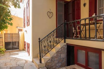 Traditional town house