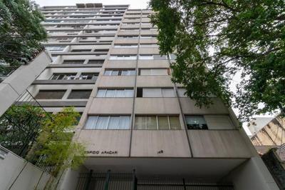 Apto deslumbrante nos jardins (PI0061)