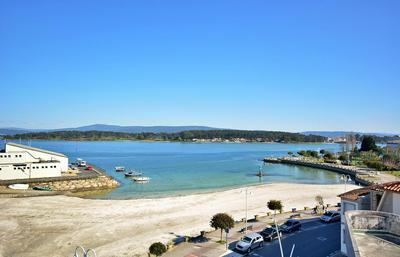 Apartamento con terraza frente al mar en O Grove