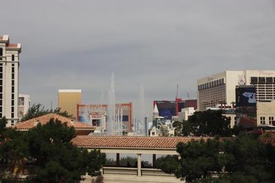 LVStripHouse JC406 - Modern Superior Studio Condo - Sleeps 6