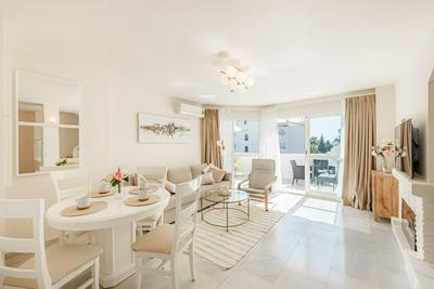 Exclusive Calahonda Duplex