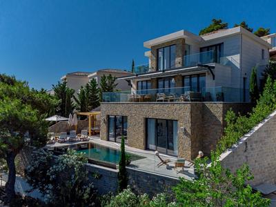 Luxurious Waterfront Villa 4 Bedrooms Villa Selca Waterfront Private Jetty