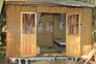 Red Rocks Rwanda - Bamboo Cottage
