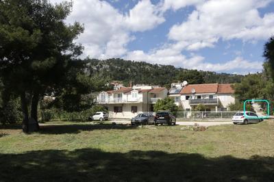 Beachfront apartment Drazen with patio & parking