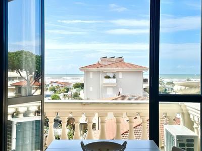 Golden Luxe - incredibile appartamento a 2 passi dal mare