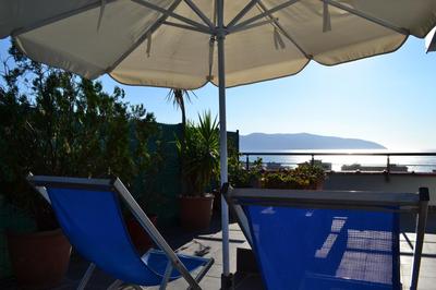 Seaview Penthouse Terrace & Private Garage
