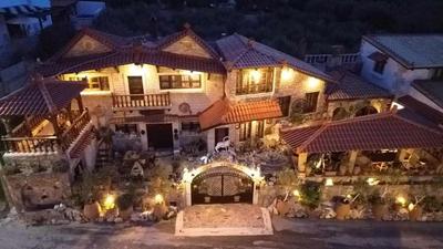Koumos Stone Villas