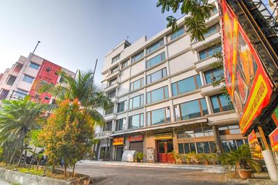 Brill Raj Palace Near City Centre 2