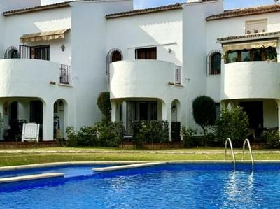 One bedroom Denia apartment with communal pool