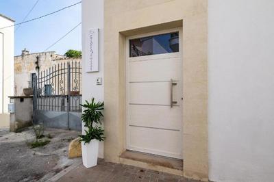 GIOSAHOUSE