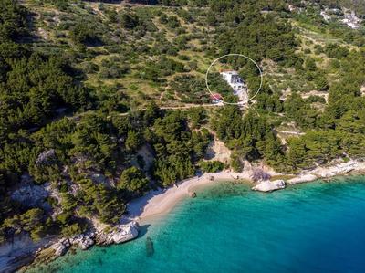 Seaview Villa BLUE LAGOON with private pool, jacuzzi, media room, 6 bedrooms, beach 70m