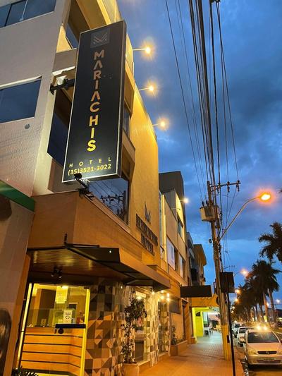 Mariachis Hotel
