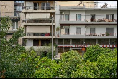 ATHENS CLASSIC LUXURY APARTMENT, 3 km form Acropoli, 5km from the Beach