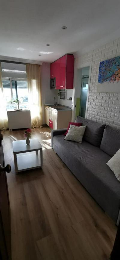 Estudio reformado primera linea playa