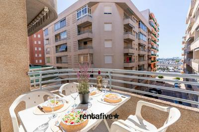 rentafive Terraza Frente al puerto Ascensor