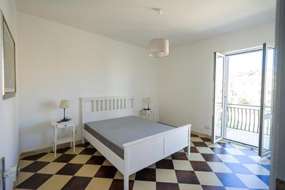 +61 Lounge Apartment