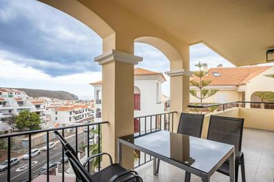 Castle Harbour Luxury Family Home Heated Pool by LoveTenerife