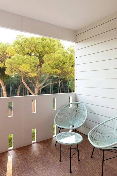 93 - Bilocale vista mare con terrazzo e parking coperto