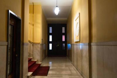 Bertola 17, centrale, stazione by HAPPYHOSTORINO