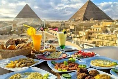 Carpet Alaa ELdein Pyramids view