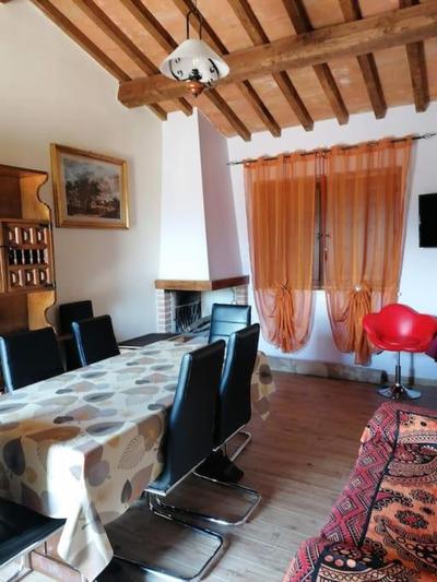 Una casa nel grano: Casa Luciola