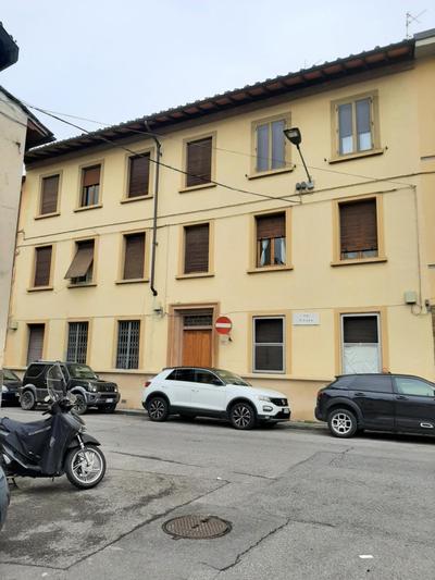 Mary&Flo House - A due passi dal centro - free private parking