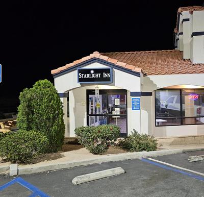 Starlight Inn & Suites Motel 29 Palms Joshua Tree National Park, Bilde 2