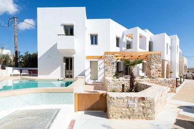 Triotissa Drios private pool 50m from the beach