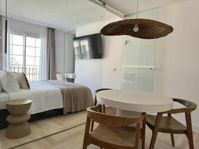 Apto boutique en la Malagueta