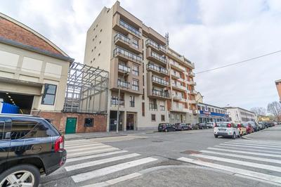 Stadio Olimpico Chic & Roomy Flat with Terrace