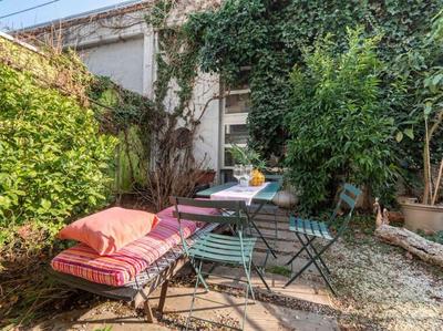 Casa con giardino