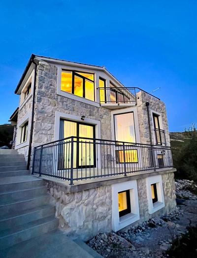 Villa Bepina, surrounded by sea, olive, vineyard