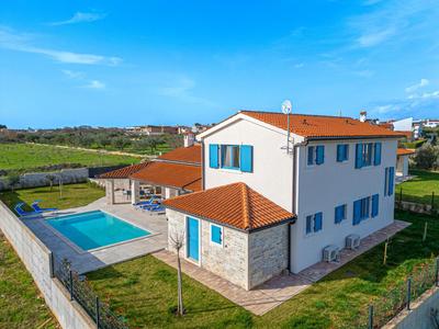 Villa Maria
