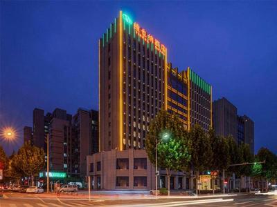 Vienna Hotel Zhengzhou Only Henan Movie Town