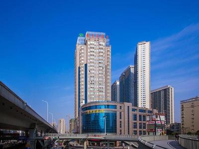 Vienna Hotel Wuhan Huazhong Normal University Huquan Metro Station