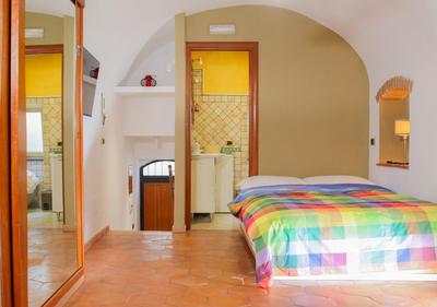 Boutique home Tarsia- A 2 minuti da piazza Dante e metro montesanto