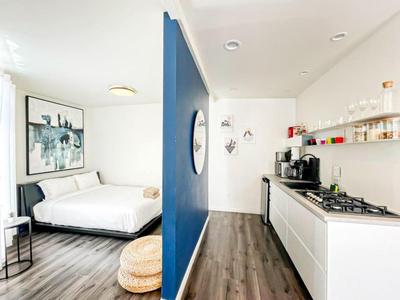 Cozy Studio Retreat with Shared Pool - MK4-WW