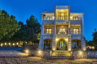 Unique Venetian Style Villa "Leniko" in Crete