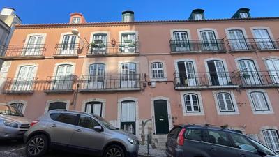 Lisbon’s Gem: Moorish Arch Studio Near River Acces