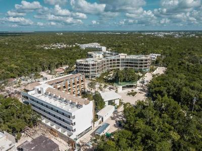 Jade by Andiani Travel