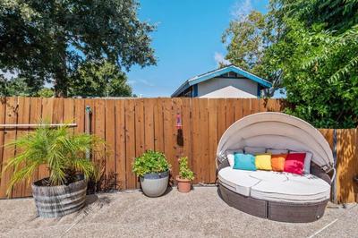 Spacious Oasis w/Pool Retreat