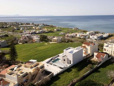 Villa Solaire - With 2 Private Pools & Sauna
