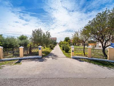 Holiday Home Villa Vesna Lux