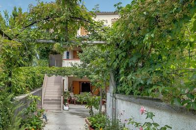 Cozy apartment MARISOL with pleasant terrace in Nerezine
